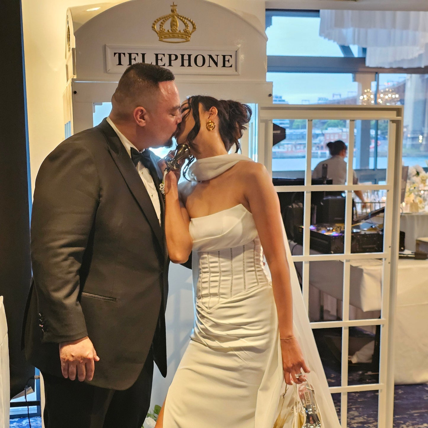 AUDIO GUEST BOOK BOOTH